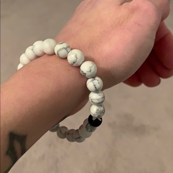 ⚫️⚪️ Beaded Bracelet ⚪️⚫️ - Picture 7 of 7